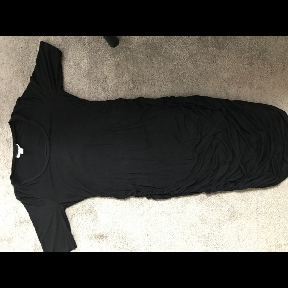 Side Ruched Maternity Dress - Picture 4 of 8